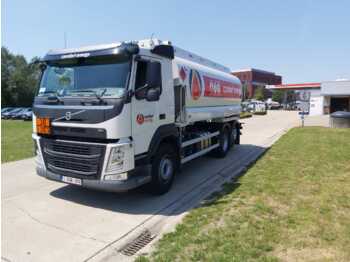 Camion citerne VOLVO FM