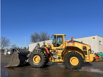 Chargeuse sur pneus VOLVO L220H