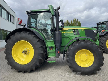 Tracteur agricole John Deere 6R 215: photos 4