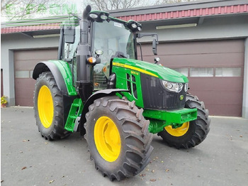 Tracteur agricole JOHN DEERE 6100M