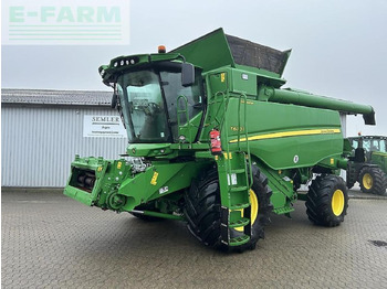 Moissonneuse-batteuse JOHN DEERE T670