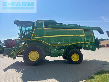 Moissonneuse-batteuse JOHN DEERE T670