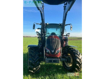 Tracteur agricole VALTRA A104