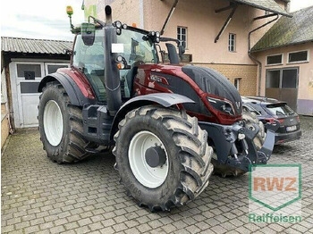 Tracteur agricole VALTRA T234