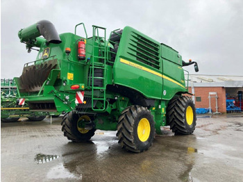 Moissonneuse-batteuse John Deere T560 HM: photos 4