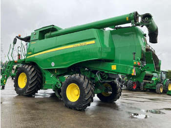 Moissonneuse-batteuse John Deere T560 HM: photos 5