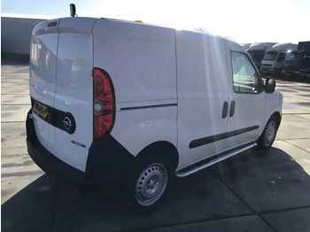 Fourgon utilitaire Opel Combo 1.6 CDTI: photos 4