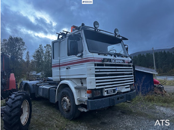 Camion ampliroll SCANIA 113