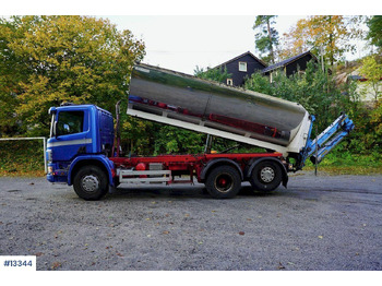 Camion benne SCANIA P94