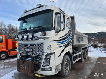 Camion benne VOLVO FH