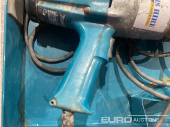 L'équipement de construction Makita 6906 110 Volt Impact Wrench: photos 5