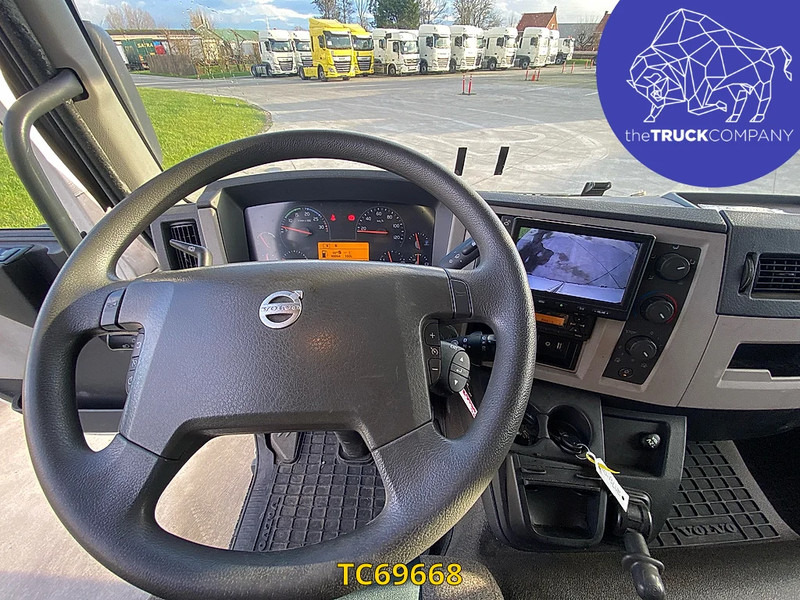 Camion fourgon Volvo FL 250: photos 13