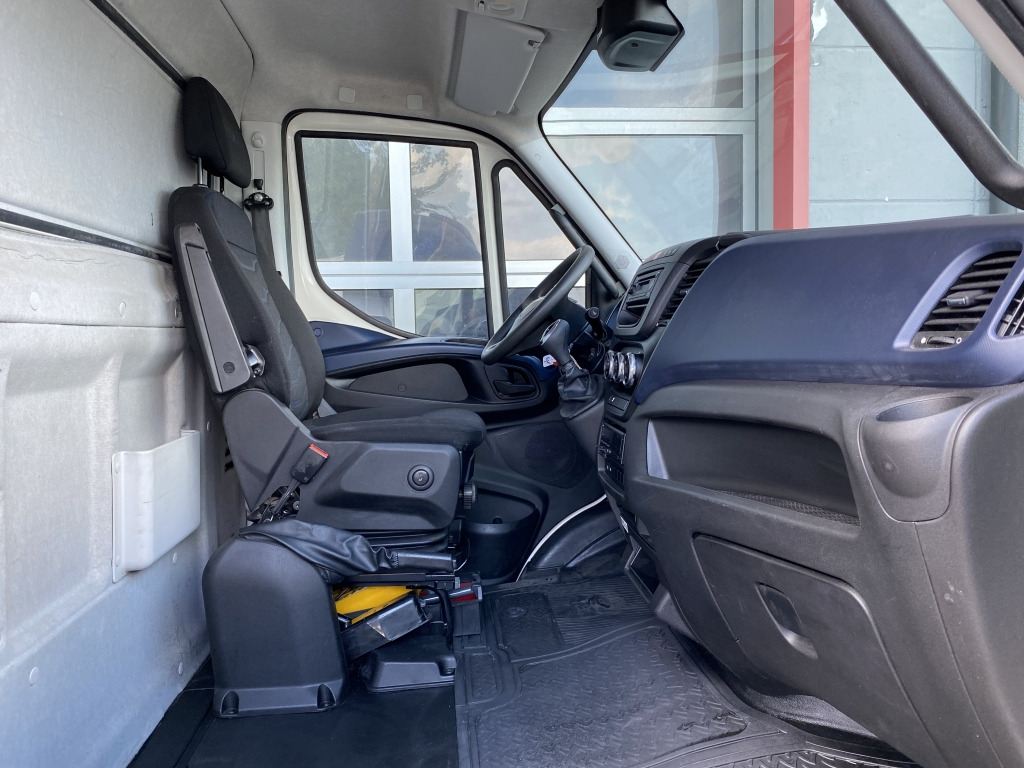 Véhicule utilitaire, Châssis cabine Iveco Daily 70C18 MAX Hi-Matic Klimaaut. Chassie 4,9m: photos 8