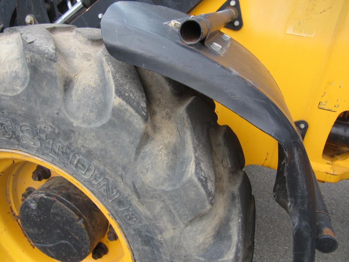 Chargeuse sur pneus Jcb 406: photos 10