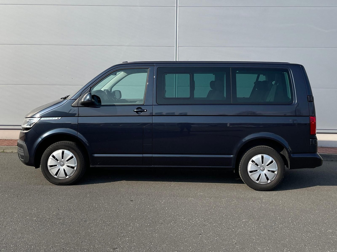 Transport de personnes neuf Volkswagen T6.1 Caravelle Comfortline NAV LED TEMP DAB PDC: photos 6