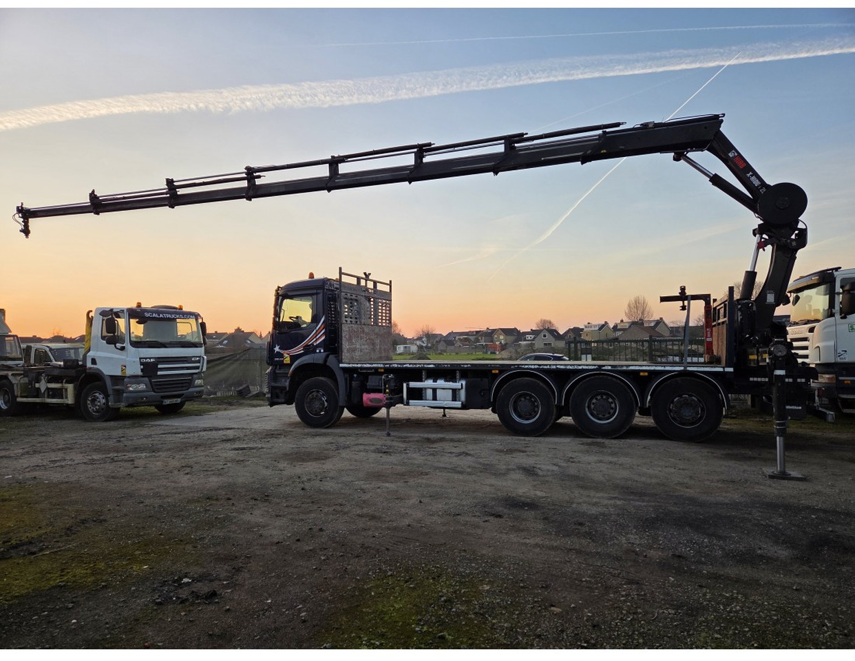 Camion plateau, Camion grue Mercedes Arocs 3240 8x4 Open Truck Crane HIAB X-HIDUO 258 E-7 7 extensions: photos 6