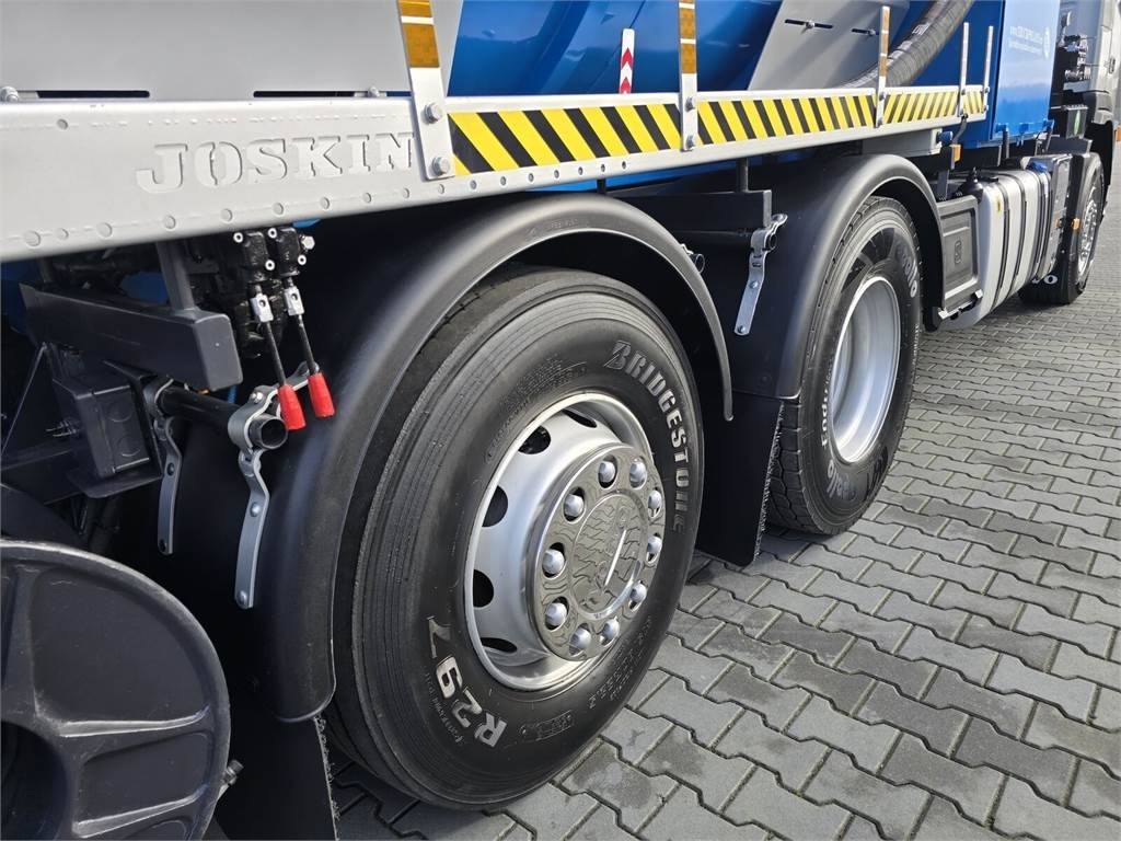 Camion vidangeur Volvo JOSKIN WUKO FOR CLEANING COMBI: photos 23