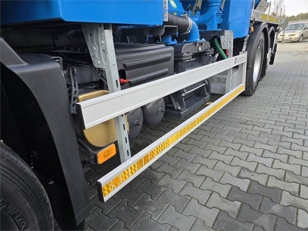 Camion vidangeur Volvo JOSKIN WUKO FOR CLEANING COMBI: photos 11