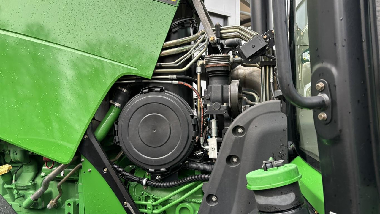 Tracteur agricole John Deere 8285R: photos 17