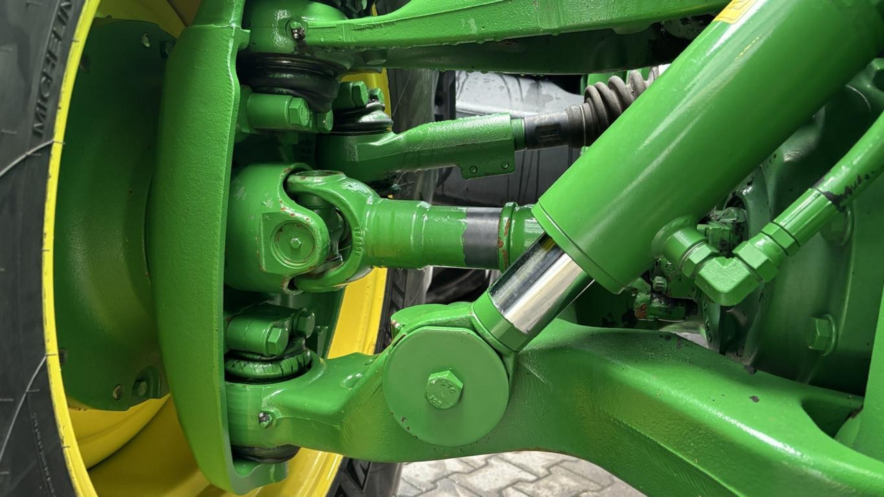 Tracteur agricole John Deere 8285R: photos 24