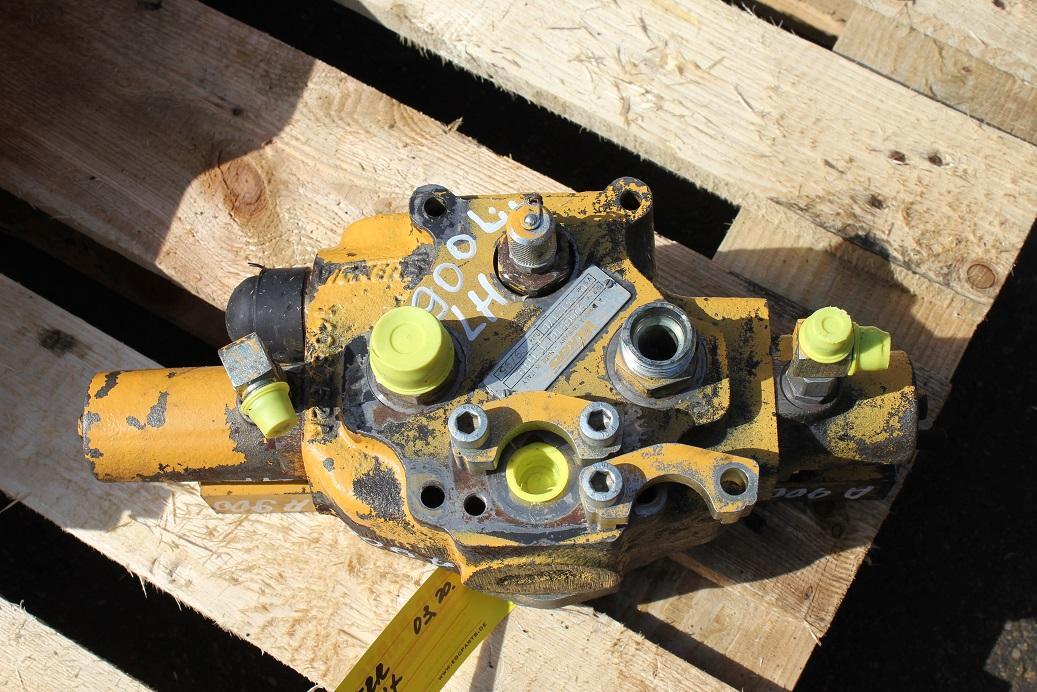 Valve hydraulique pour Engins de chantier Liebherr A 900 LIT: photos 8