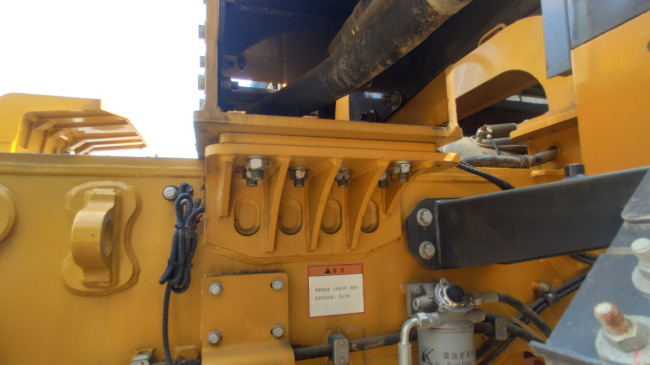 XCMG Official Second Hand Mine Dump Truck XDR80T  6X4 72 Ton Used Dumper Truck For Sale — crédit-bail XCMG Official Second Hand Mine Dump Truck XDR80T  6X4 72 Ton Used Dumper Truck For Sale: photos 7