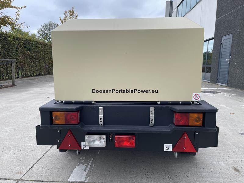 Compresseur d'air Doosan 7 / 31 E - N: photos 8 Compresseur d'air Doosan 7 / 31 E - N: photos 8