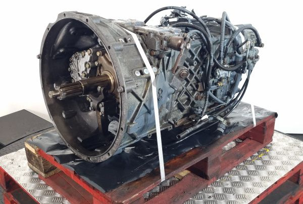 Boîte de vitesse ZF Ecosplit 8S151 Gearbox: photos 1