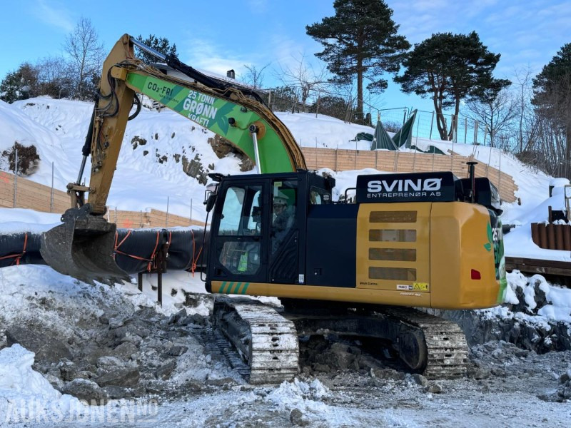 Pelle 2018 Cat 323FL Z-Line - Elektrisk gravemaskin med R8 Rototilt - Sentralsmøring - 3 skuffer - Makin 3D GPS Maskinstyring: photos 8