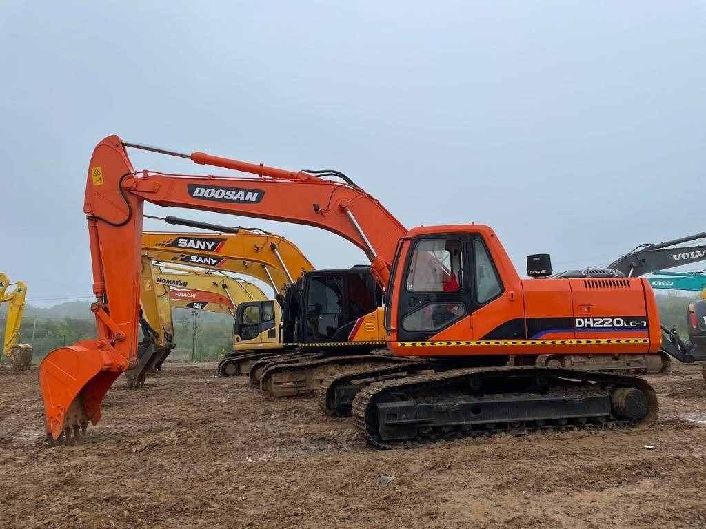 Doosan DH 220 LC-7  — crédit-bail Doosan DH 220 LC-7: photos 6