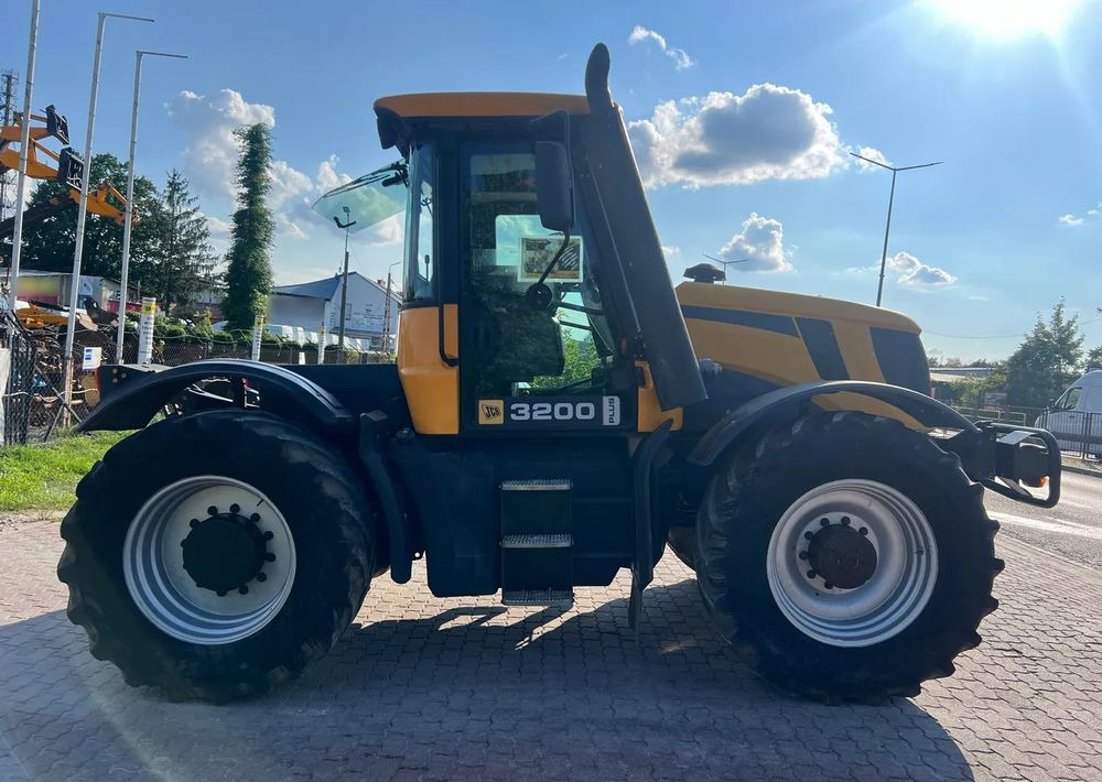 Tracteur agricole JCB 3200 Plus: photos 6