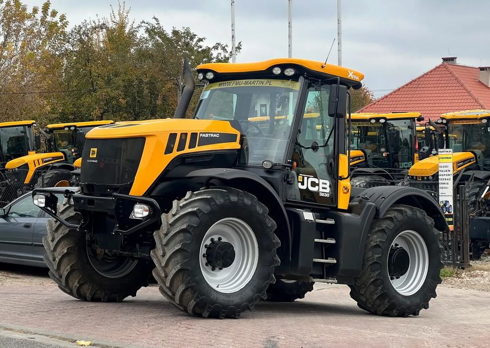 Tracteur agricole JCB Fastrac 3230 Sisu Xtra: photos 9