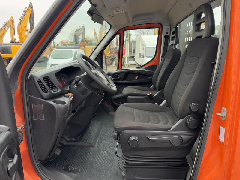 Utilitaire plateau Iveco Daily 35C15 Open Laadbak Laadklep 3.5t Trekhaak Pritische Pickup: photos 9