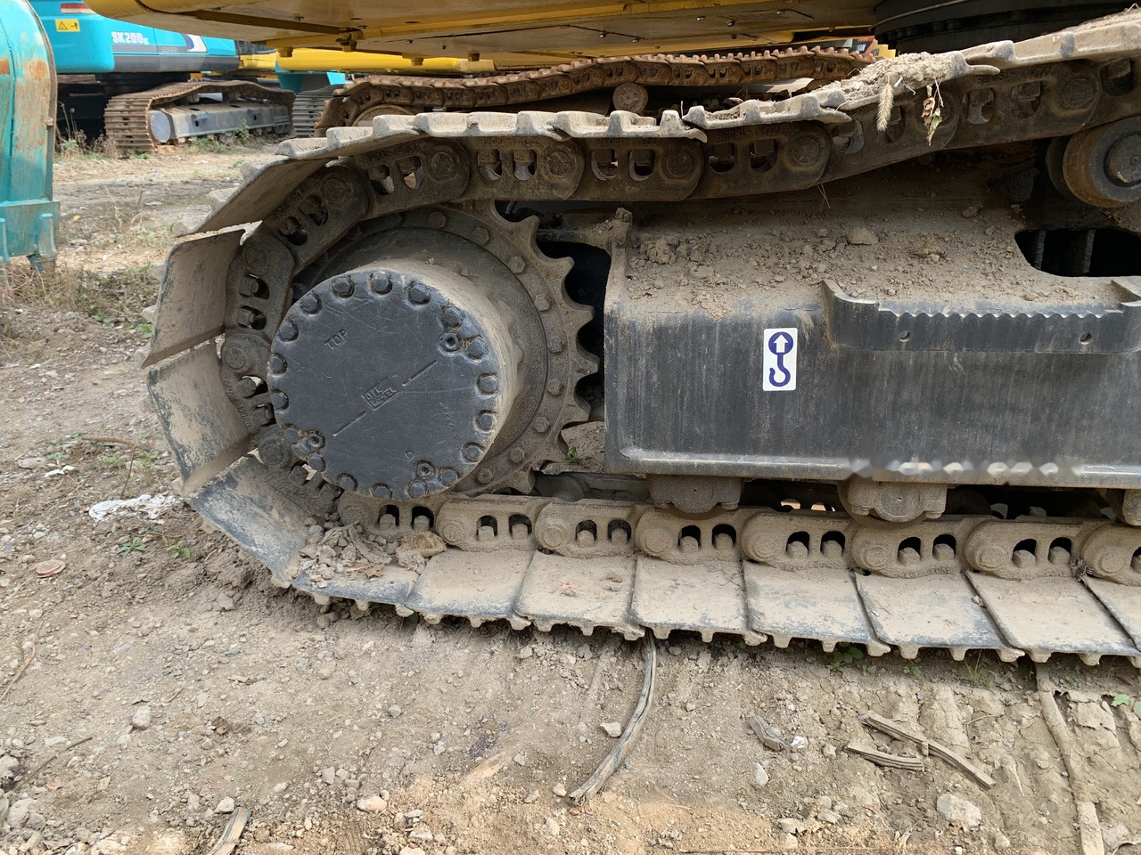 Pelle sur chenille komatsu PC200-8N1: photos 14