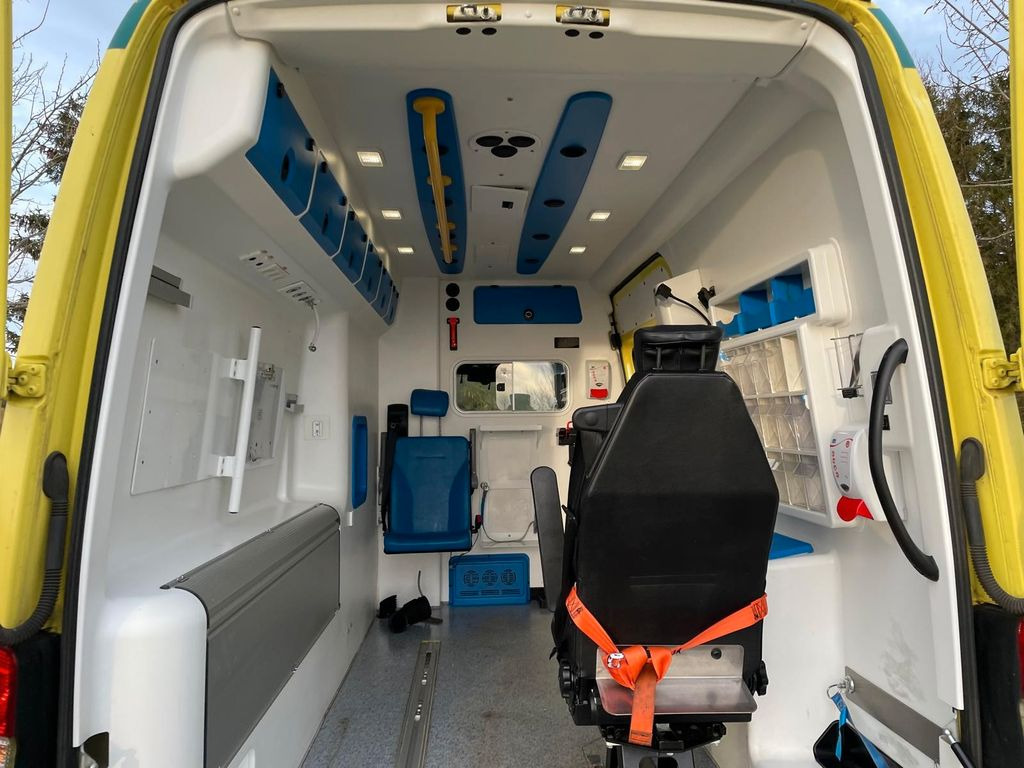 Mercedes-Benz Sprinter Kasten 316 CDI Aut Ambulance  — crédit-bail Mercedes-Benz Sprinter Kasten 316 CDI Aut Ambulance: photos 19