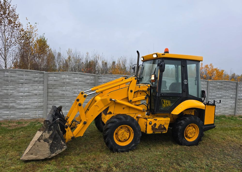 Chargeuse sur pneus JCB: photos 9