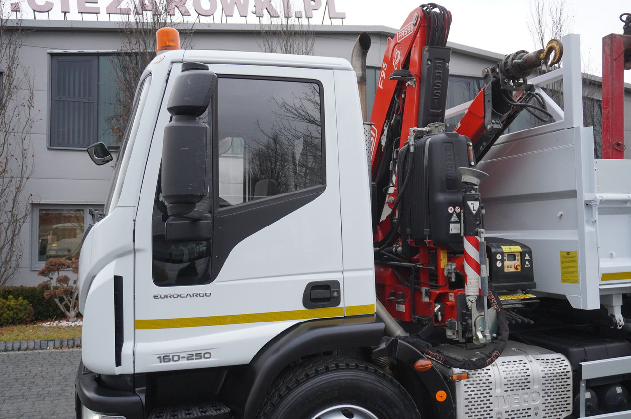 Camion grue IVECO Eurocargo 160-250 E6/ Fassi crane / 3-sided tipper / mileage 47 thousand. km!: photos 21