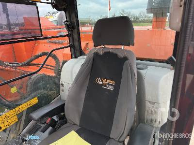 Pelle sur chenille HITACHI ZX225USLC-6 Pelle Sur Chenilles: photos 15