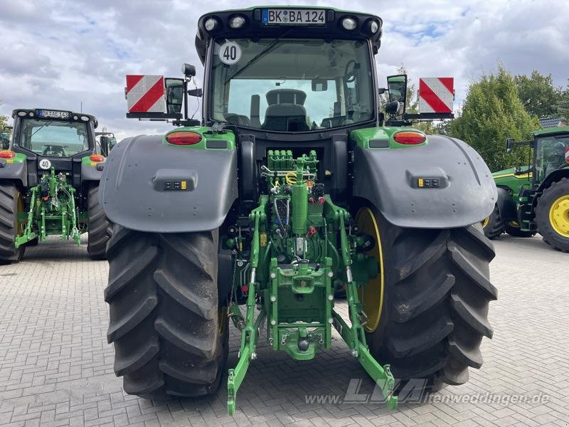 Tracteur agricole John Deere 6R 215: photos 7