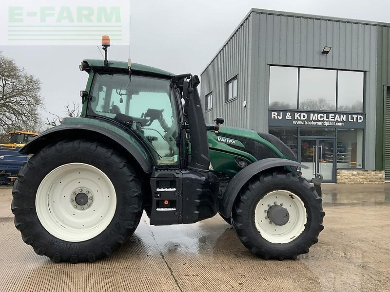 Tracteur agricole Valtra t214 versu unlimited tractor Versu: photos 9