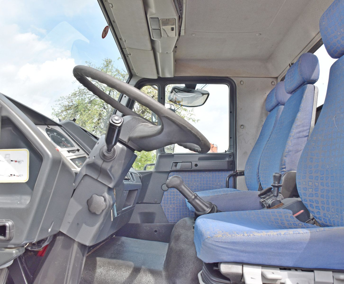Camion benne, Camion grue MAN LE 18.280 Kipper 3,70 m + PK 9501 /4x4: photos 9 Camion benne, Camion grue MAN LE 18.280 Kipper 3,70 m + PK 9501 /4x4: photos 9