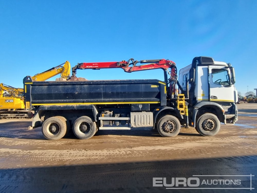 Camion benne, Camion grue 2015 Mercedes 8x4 Tipper Grab Lorry, Thompsons Body, Palfinger M125 Hydraulic Crane, Hydraulic Rotating Clamshell Bucket, Reverse Camera, A/C, Automatic Gearbox: photos 6