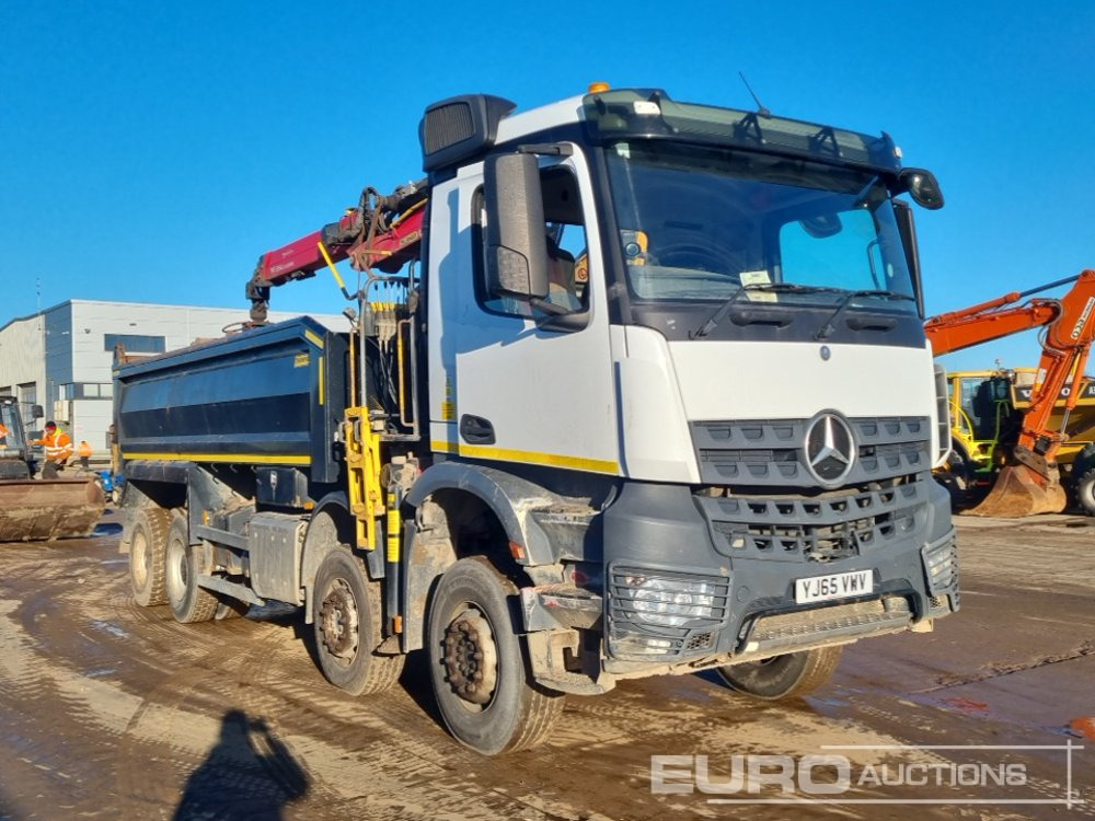 Camion benne, Camion grue 2015 Mercedes 8x4 Tipper Grab Lorry, Thompsons Body, Palfinger M125 Hydraulic Crane, Hydraulic Rotating Clamshell Bucket, Reverse Camera, A/C, Automatic Gearbox: photos 7